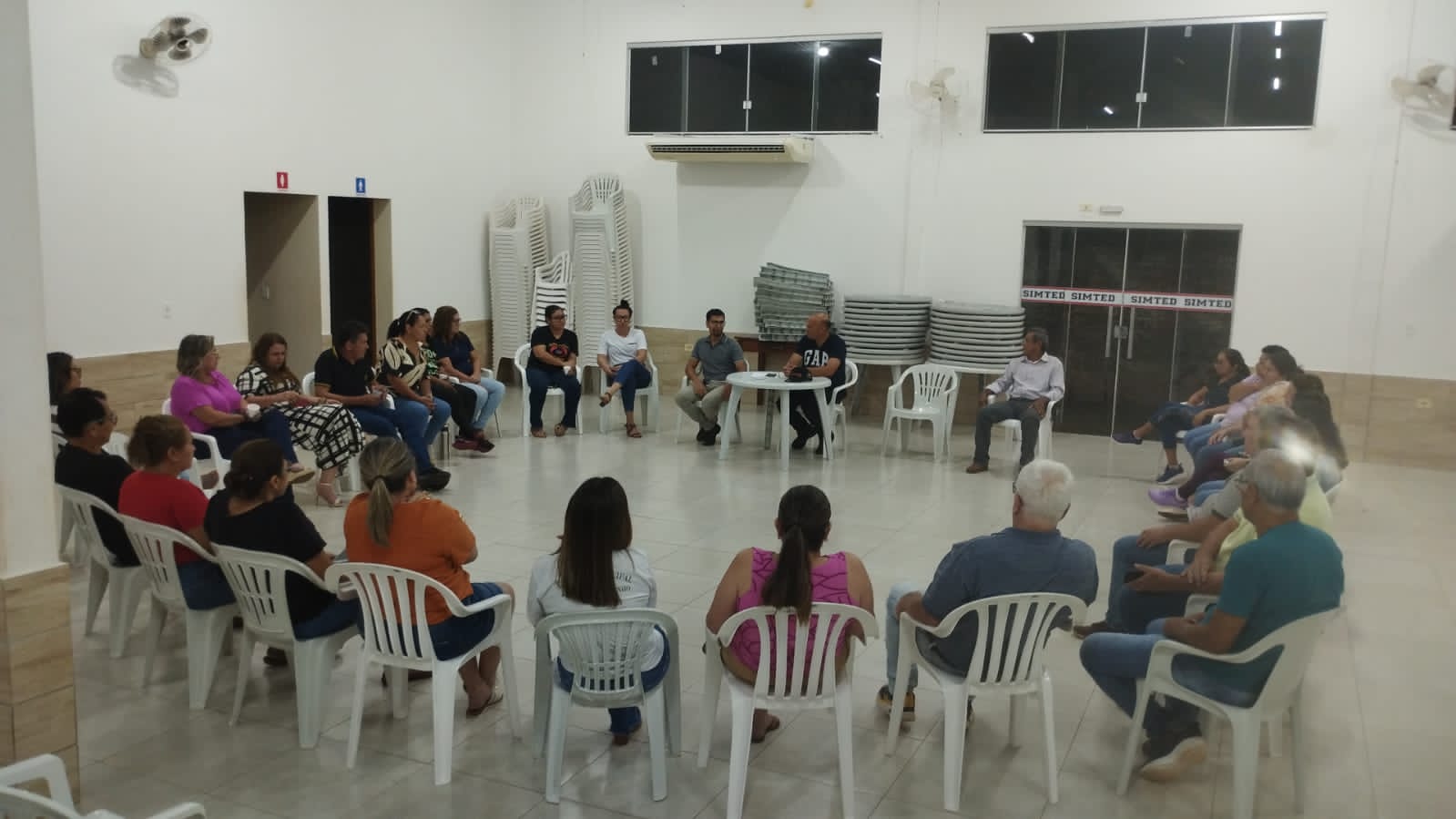 Profissionais da Educação de Bela Vista decidem em Assembleia Geral paralisação no dia 30 de maio para reivindicar o Piso Nacional dos Professores