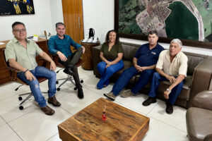 FETEMS e SIMTED de Terenos apresentam pautas da Educação Pública para Executivo Municipal