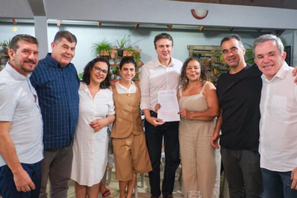 FETEMS entrega propostas ao ministro da Educação e reforça defesa do novo Plano Nacional de Educação