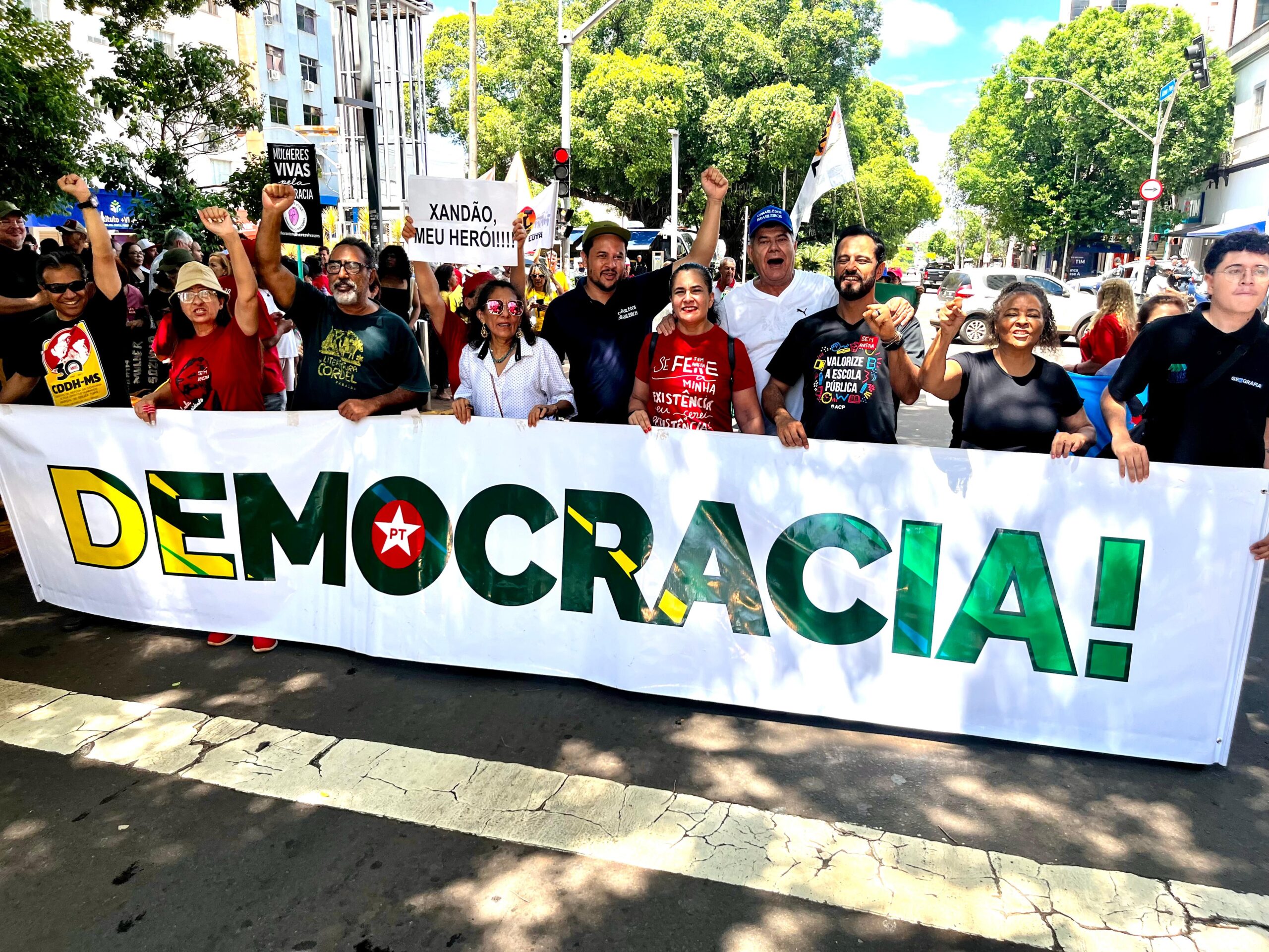 FETEMS participa de Mobilização Nacional em Defesa da Democracia e Contra Retrocessos