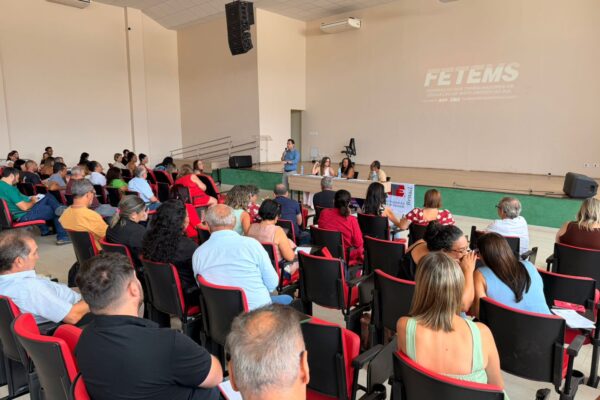 Conselho de Presidentes da FETEMS debate pautas estratégicas e organiza a luta para 2026