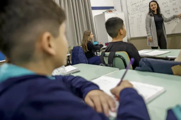 Medida Provisória define novos critérios para o reajuste do Piso do Magistério