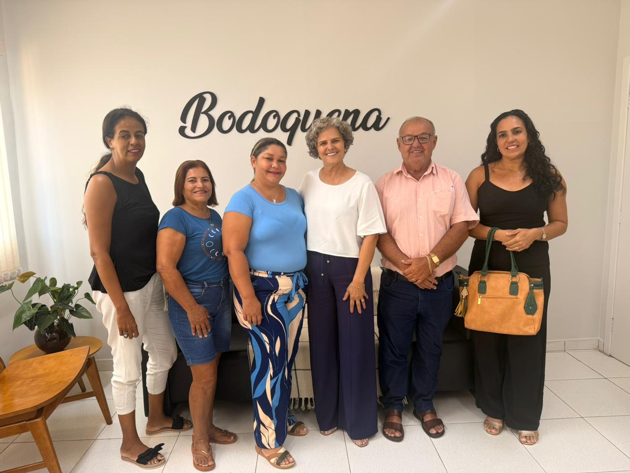 SIMTED de Bodoquena debate valorização profissional e pautas da educação em reunião com a Prefeitura