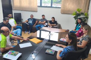 Reunião em Aral Moreira avança em pautas da educação e confirma previsão de concurso público