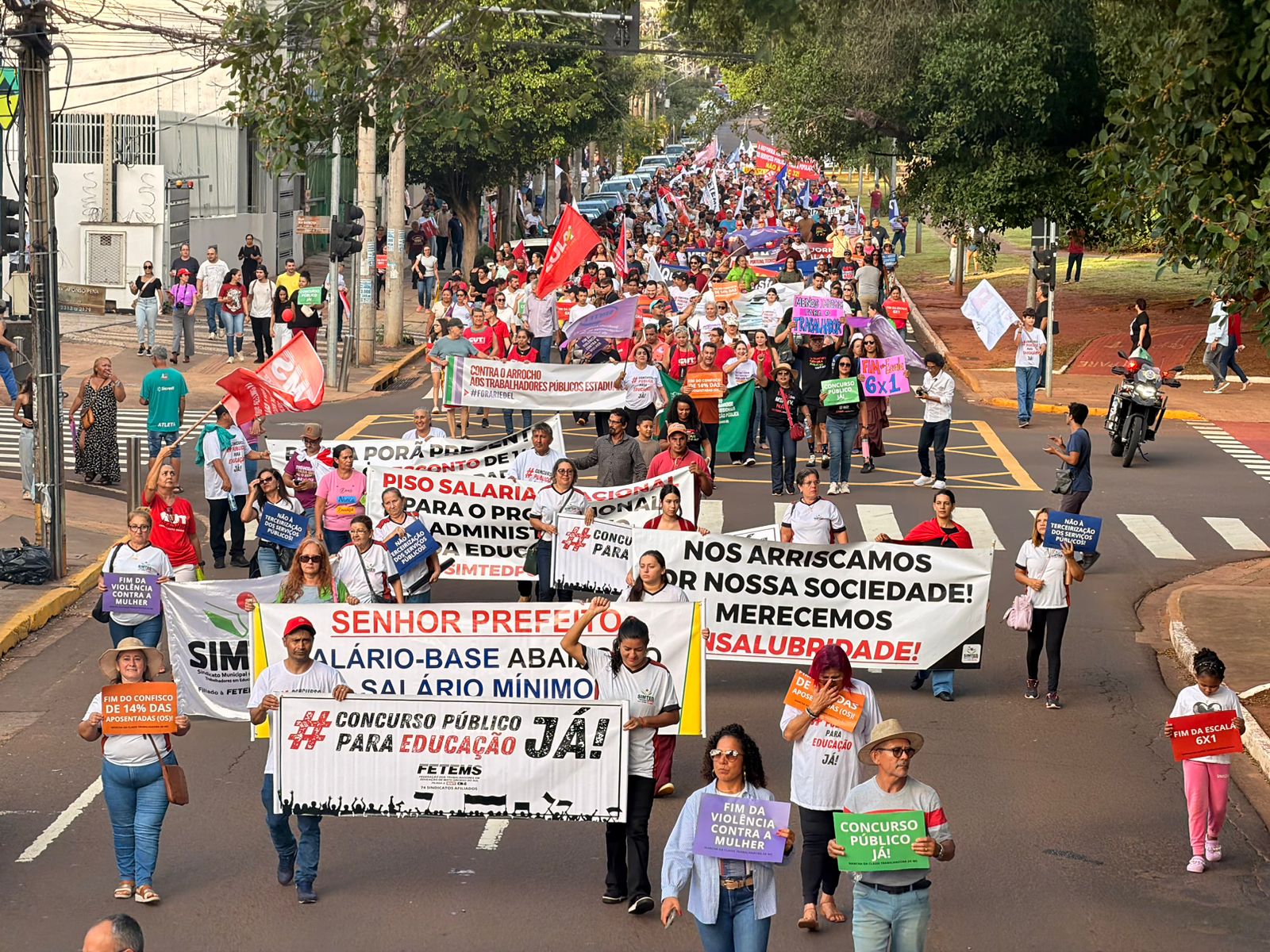 Marcha da Classe Trabalhadora reúne cerca de 3 mil pessoas em Campo Grande e reafirma força da mobilização popular