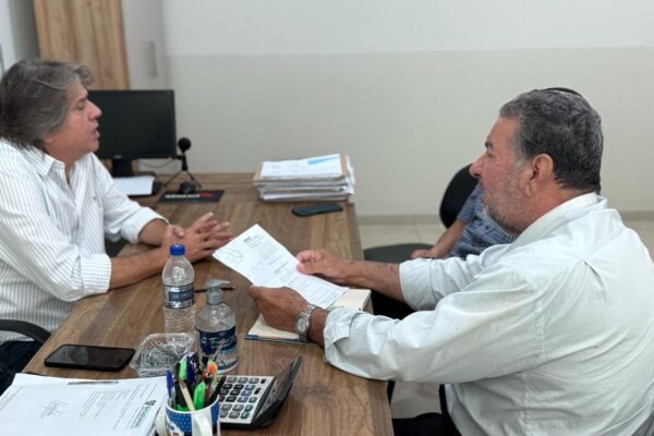 Em reunião com prefeitura, SIMTED Bataguassu debate avanços para trabalhadores da educação