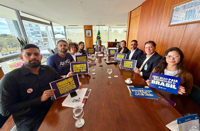 CNTE: Após luta da categoria e dos estudantes, fica mantido os 50% de royalties do pré-sal
