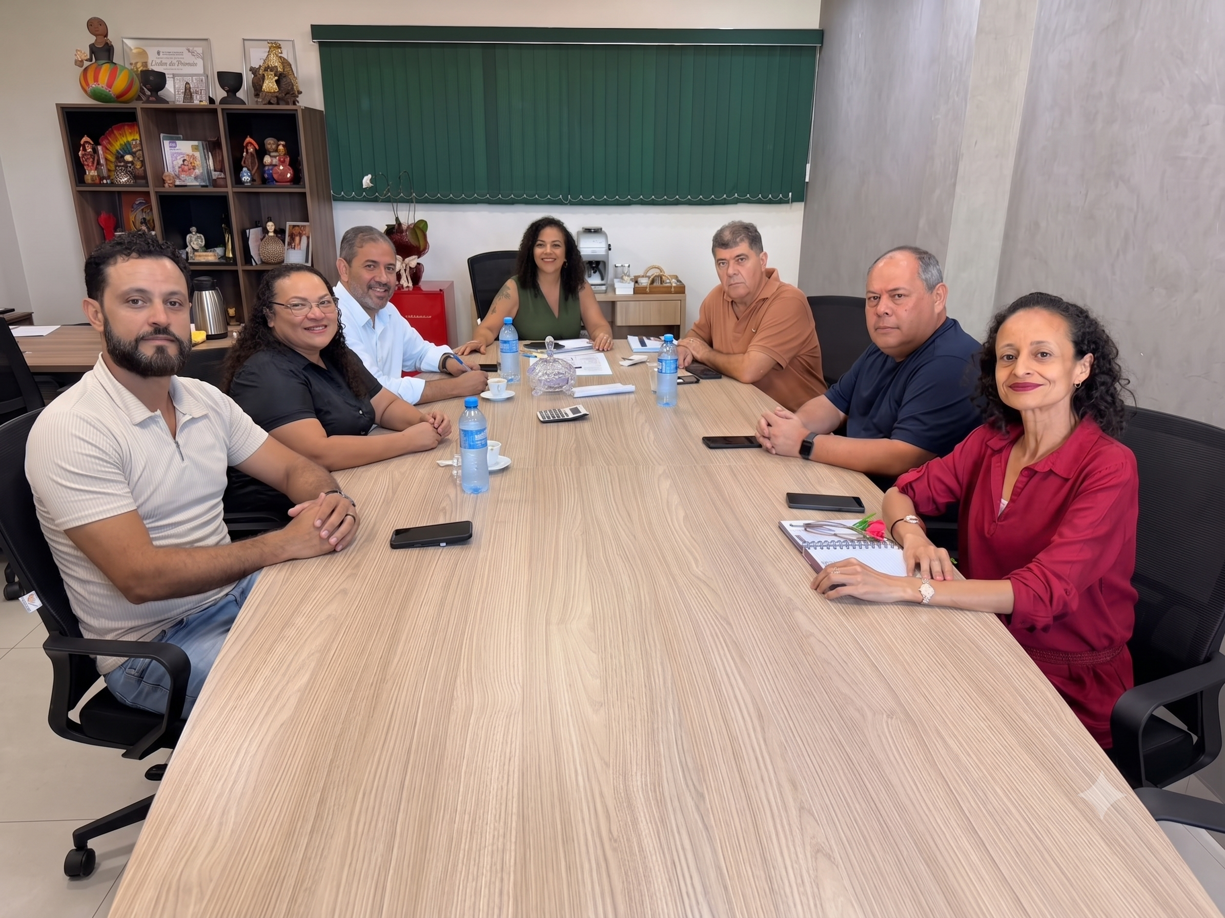 FETEMS e UEMS firmam parceria para formação de nível superior para administrativos da educação