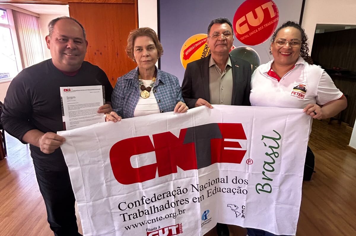 FETEMS participa de mobilização em Brasília pelo Piso Nacional dos Administrativos da Educação