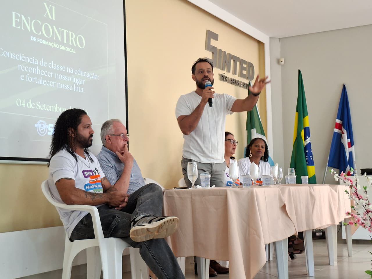 Vice-presidente da FETEMS participa de encontro de formação sindical do SINTED de Três Lagoas e Selvíria