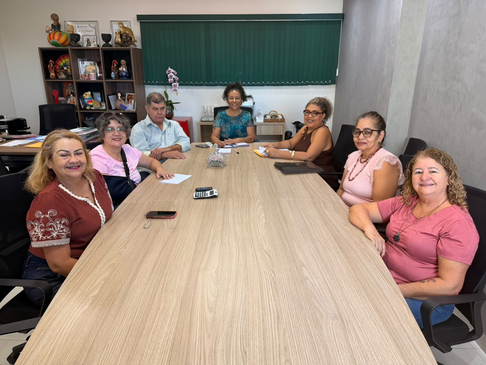 FETEMS e SIMTEJ debatem negociação salarial para a educação de Jardim